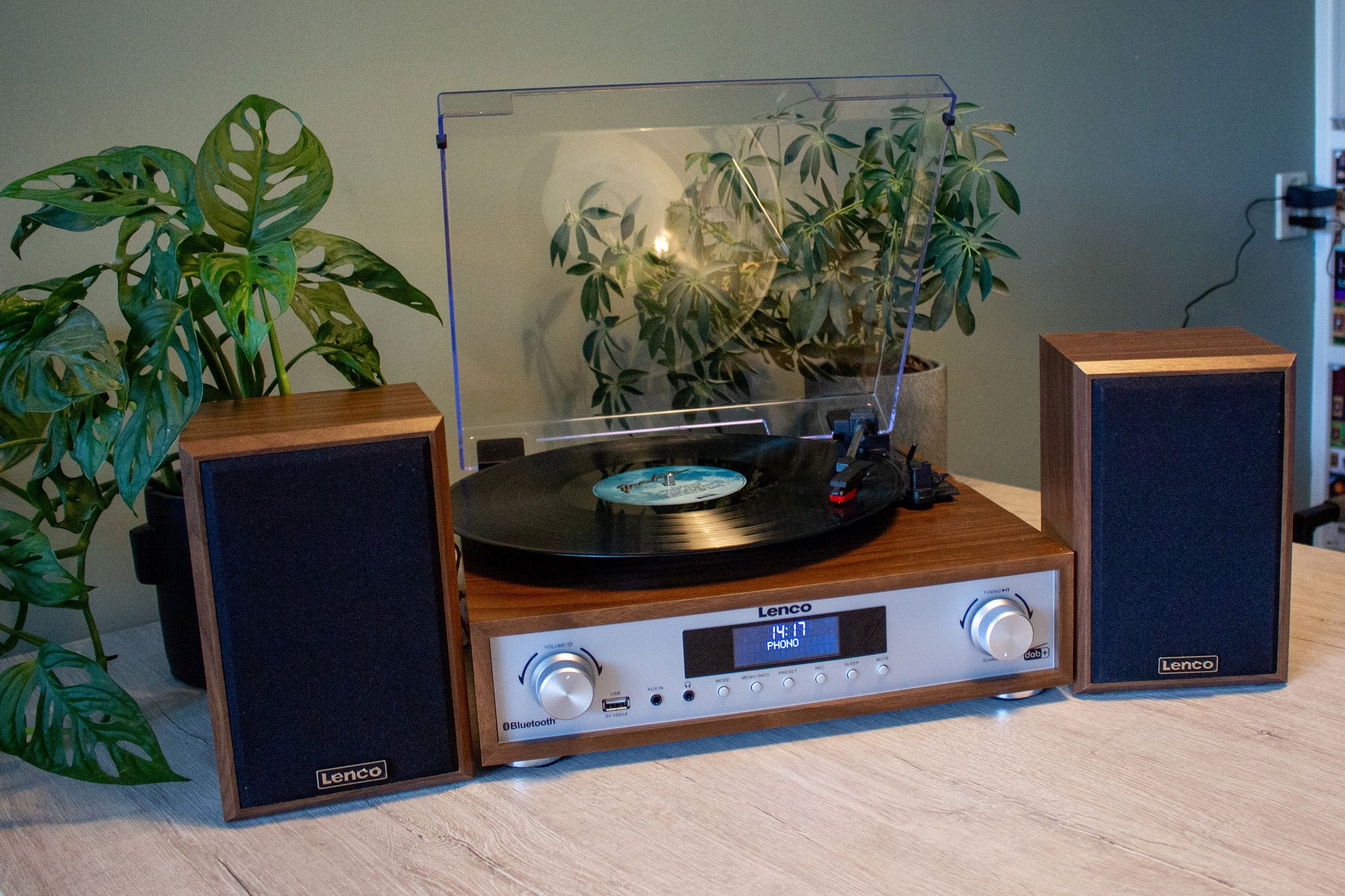 Best Home Stereo System With Record Player Lenco HiFi Stereo system with Record Player - Top Choice